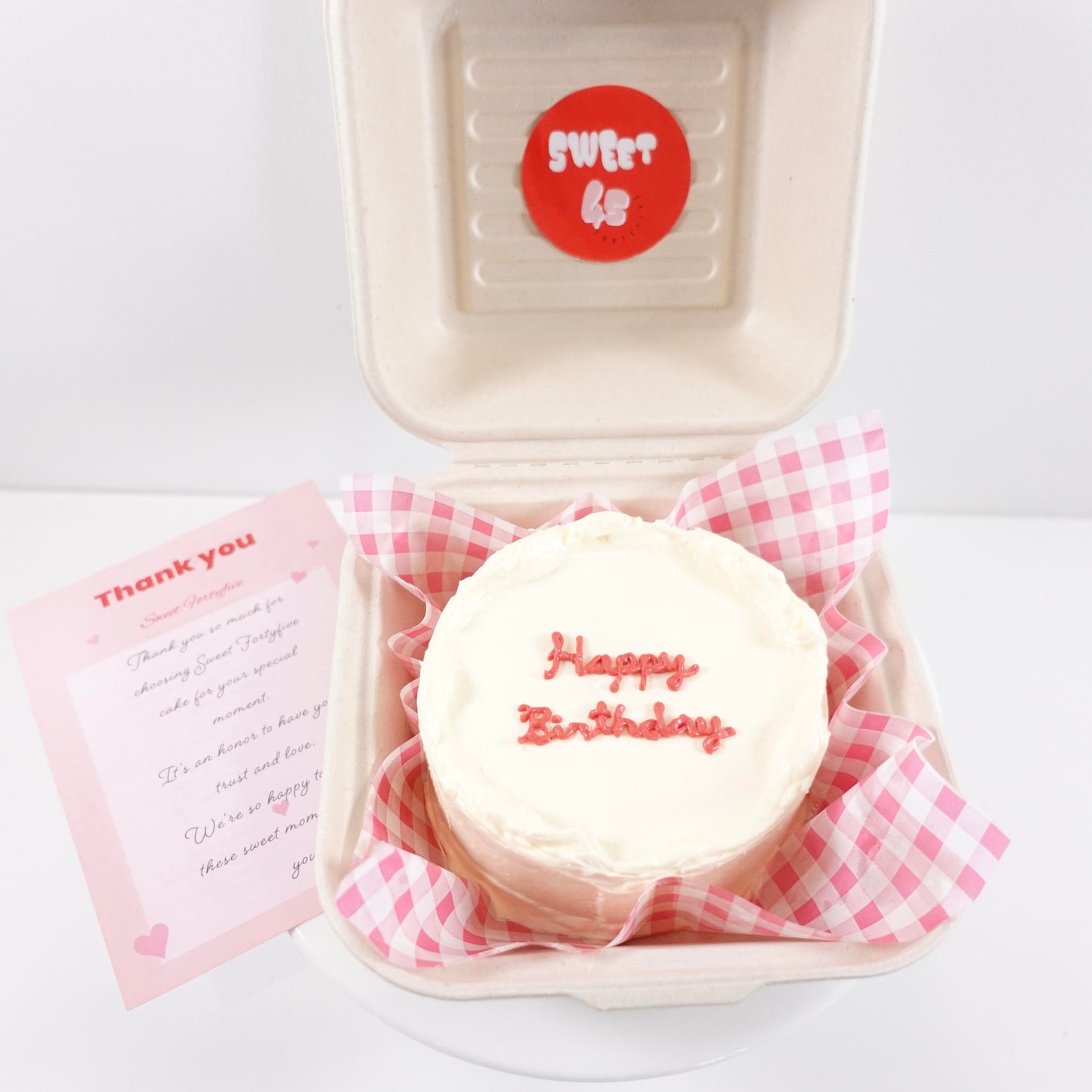 LETTERING LUNCH BOX
