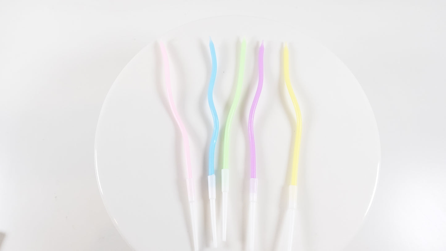 TWISTY CANDLES