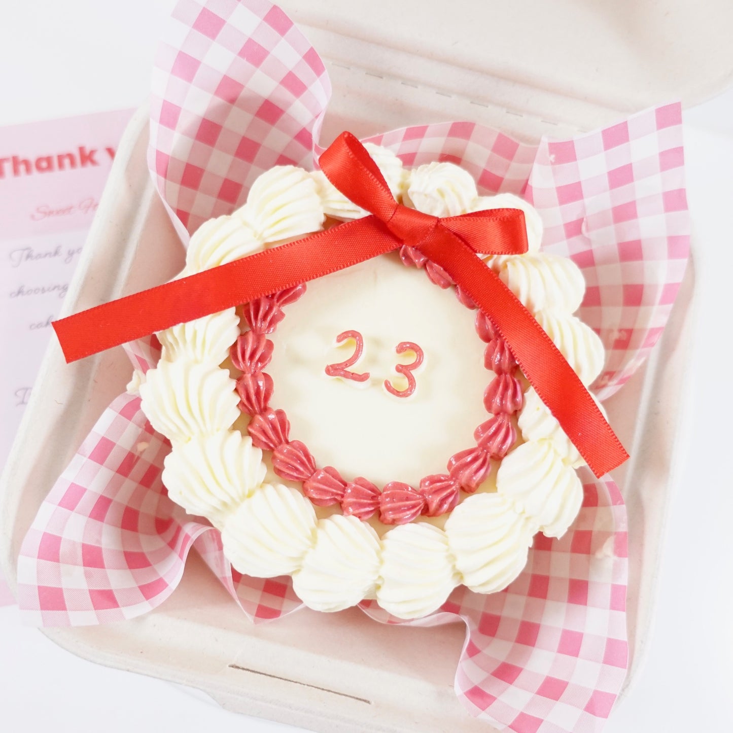 VINTAGE BOW LUNCH BOX