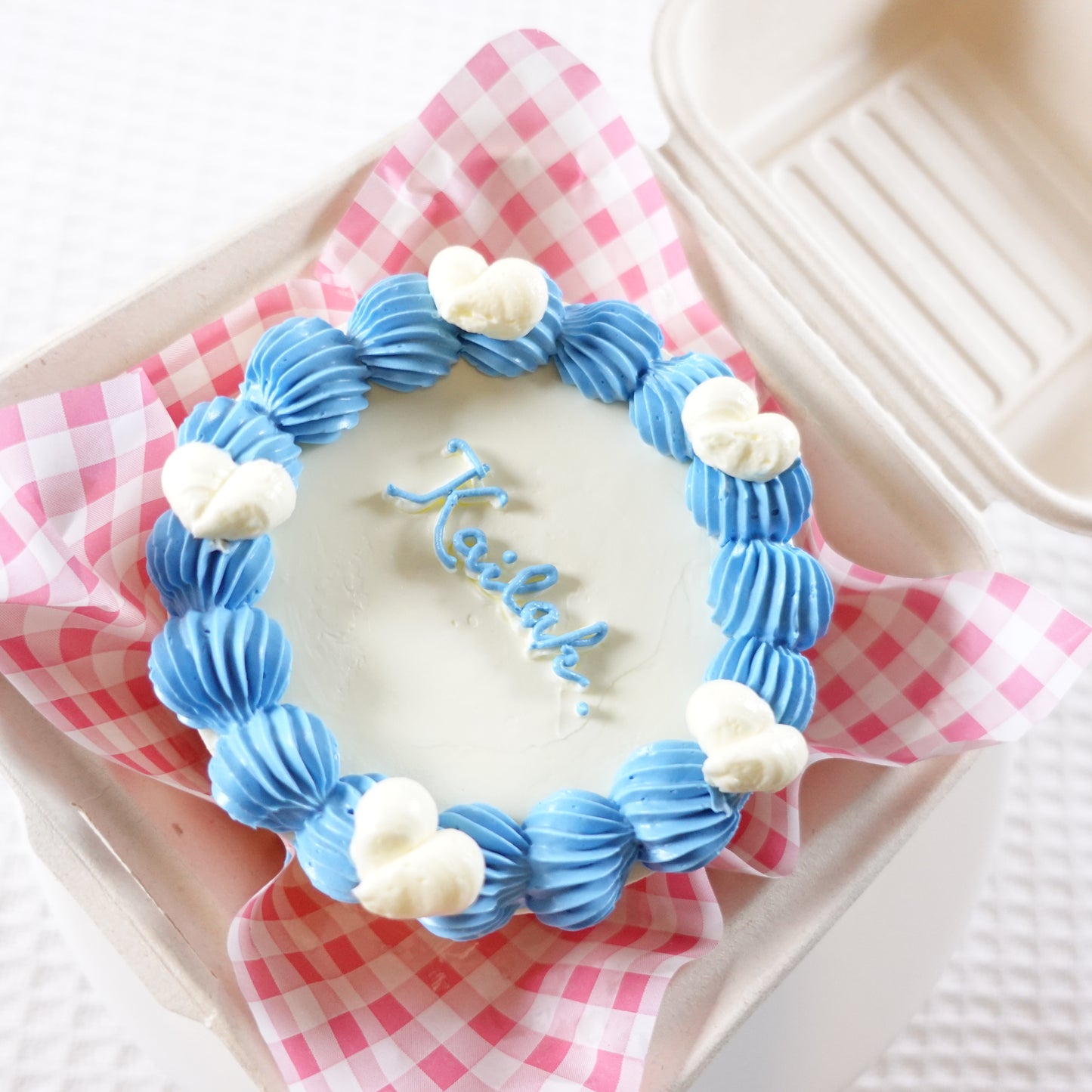 LOVE VINTAGE LUNCH BOX