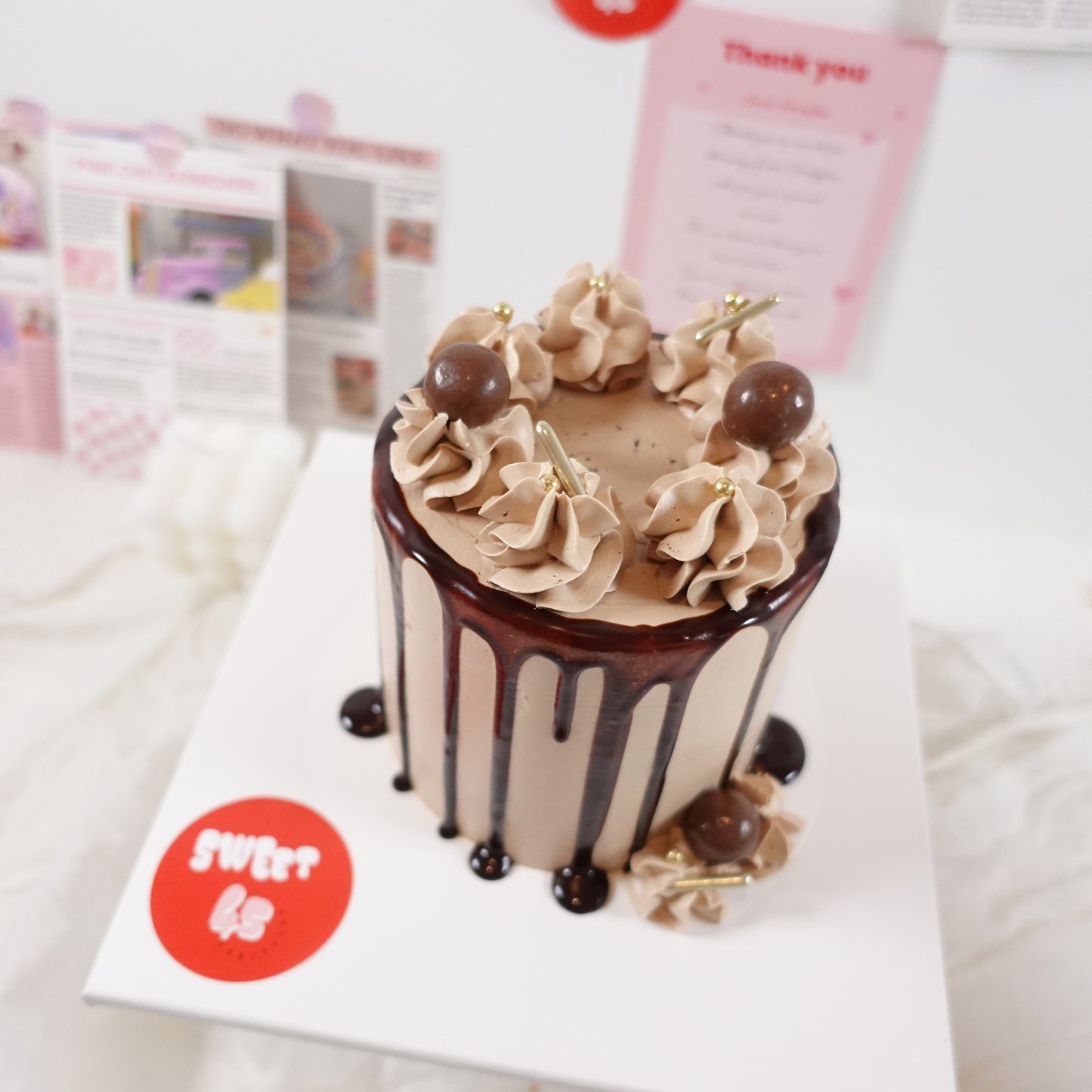 CLASSIC BUTTERCREAM CAKES
