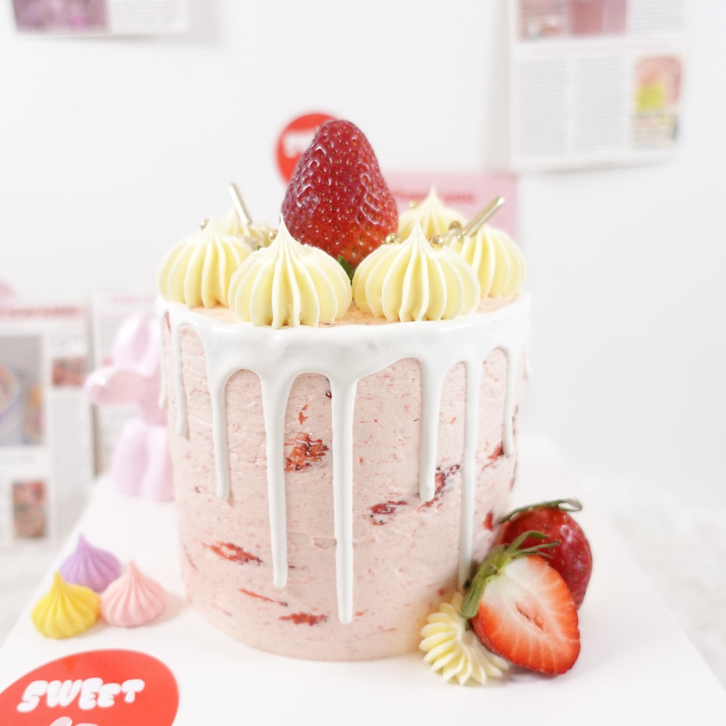 CLASSIC BUTTERCREAM CAKES