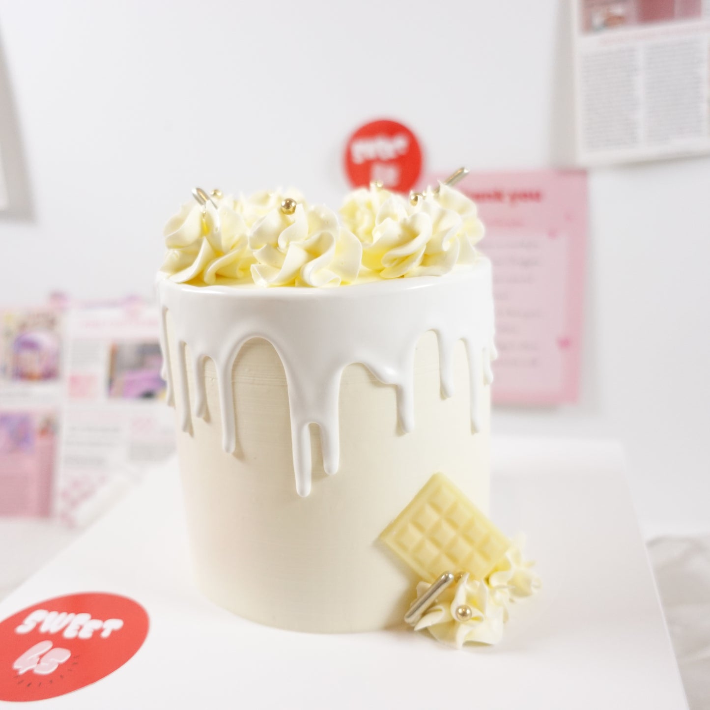 CLASSIC BUTTERCREAM CAKES